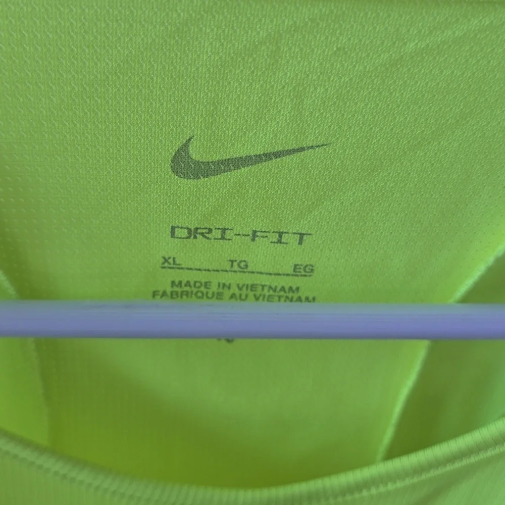 Nike Women's Dri-FIT Race Cropped Running Tank Top XL
